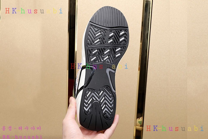 NEW 버버리 신발 신상 BB 0124424