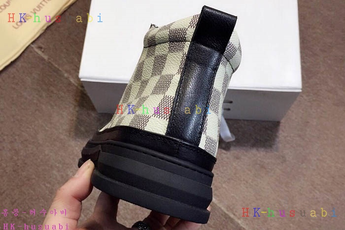 NEW 루이비통 신상 신발 LV 320341