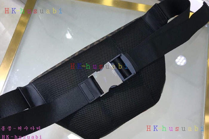 ★미러급★ 펜디 힙색 신상 F 125885-2