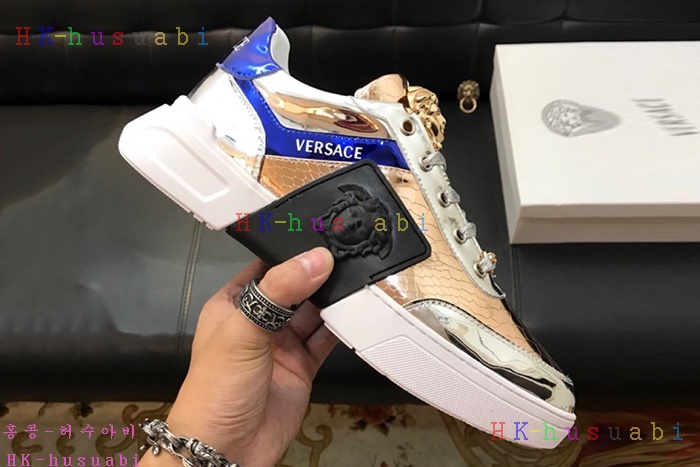 NEW 베르사체 남성용 신발 V 470051