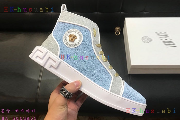 NEW 베르사체 남성용 신발 V 470070