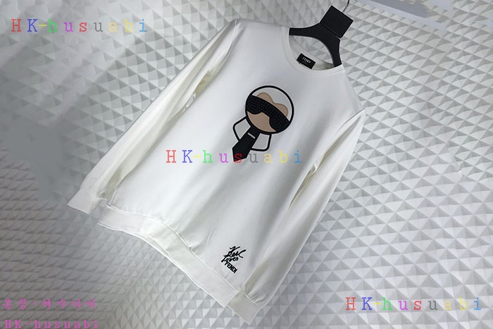 NEW 펜디 맨투맨 신상 FD 114409