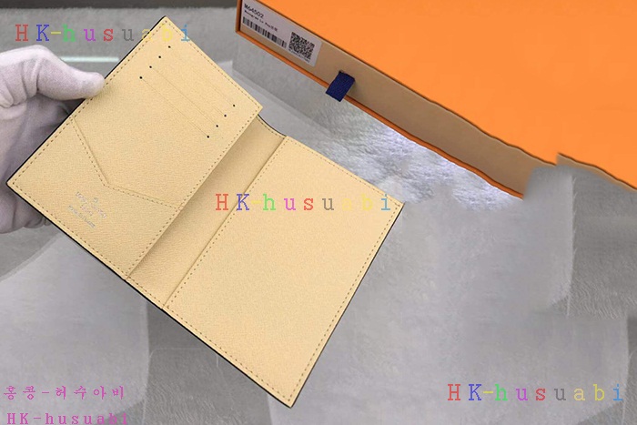 ★미러급★  루이비통  패스포드 커버 M64502-2