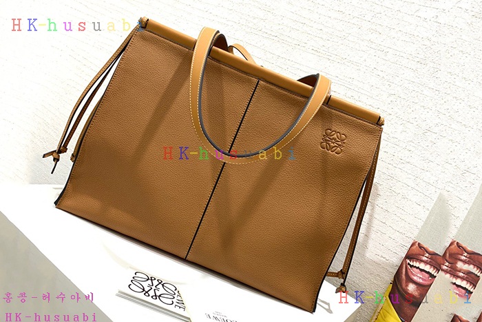 ★미러급★ 로에베 쿠션 토트백  LW 88908-2