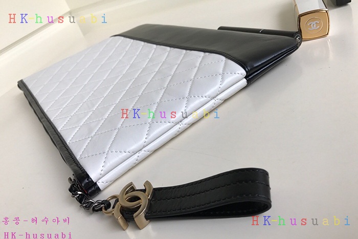 ★미러급★ 샤넬 가브리엘 클러치 A84287-2