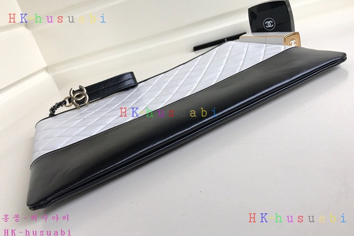 ★미러급★ 샤넬 가브리엘 클러치 A84287-2