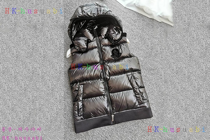 NEW 몽클레어 패딩조끼 신상 M 4722212