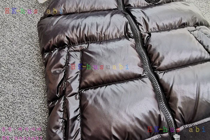 NEW 몽클레어 패딩조끼 신상 M 4722212
