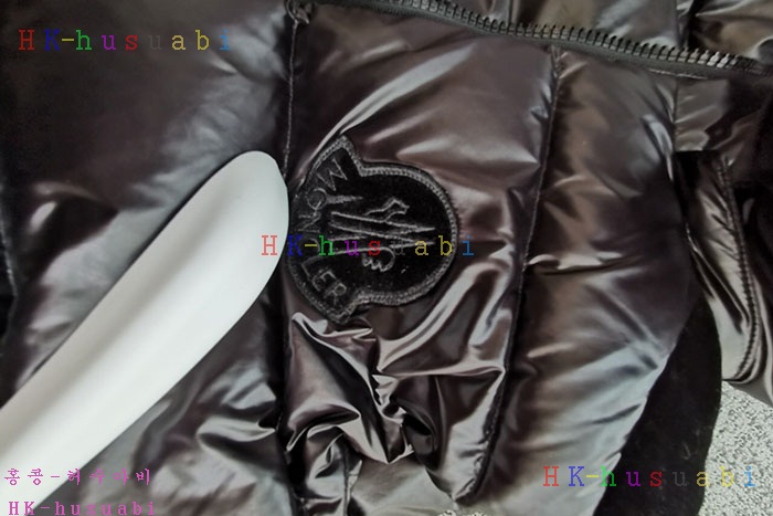 NEW 몽클레어 패딩조끼 신상 M 4722212