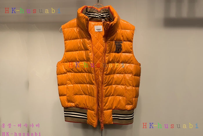 NEW 버버리 패딩조끼 신상 BB 682225