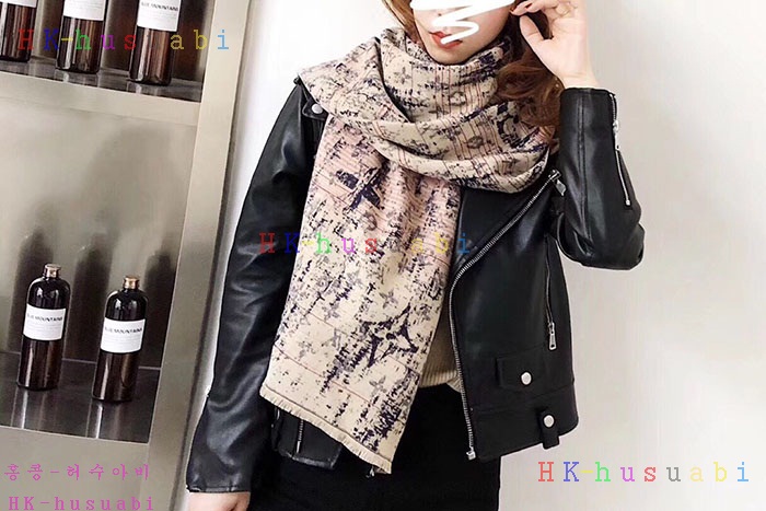 NEW 루이비통 스카프 신상 LV 1587025