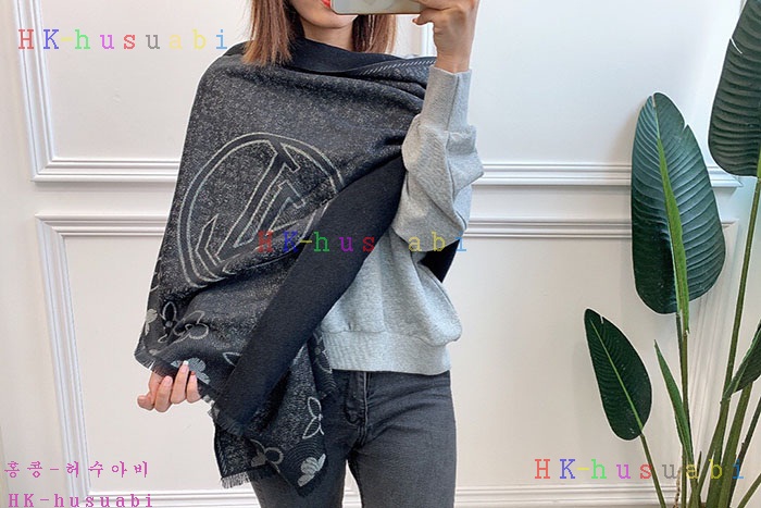 NEW 루이비통 스카프 신상 LV 1587008