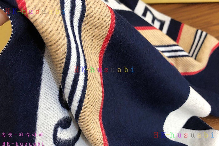 NEW 버버리 스카프 신상 BB 6424775