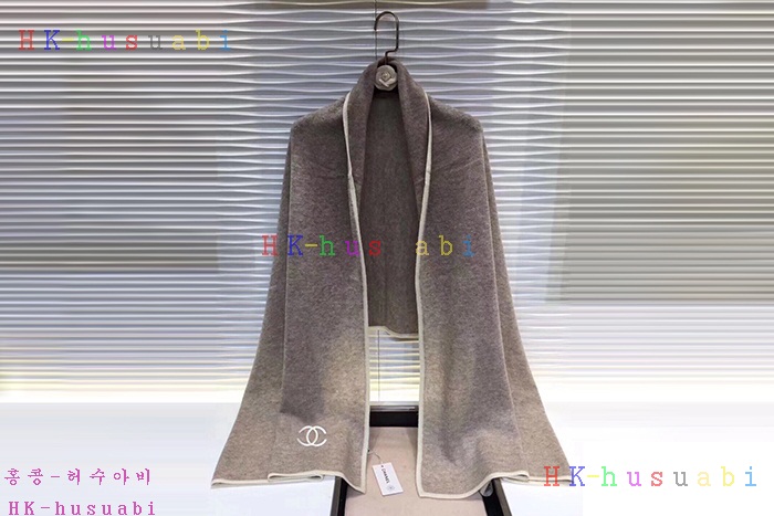 NEW 샤넬 스카프 신상 CH 6733252