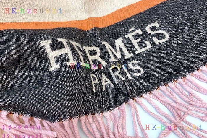 NEW 에르메스 스카프 신상 H 6977757