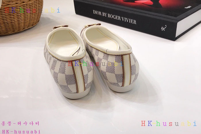 NEW 루이비통 신발 신상 LV 9452575