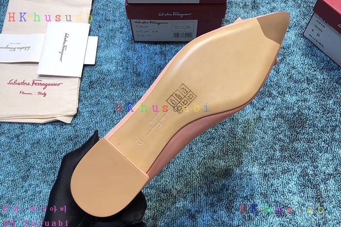 NEW 페라가모 신발 신상 F 5582218