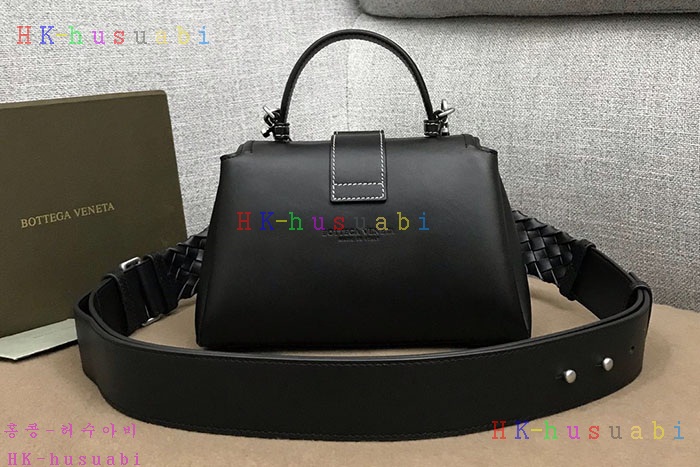 ★미러급★  보테가베네타 미니 피아짜백 BV 567208