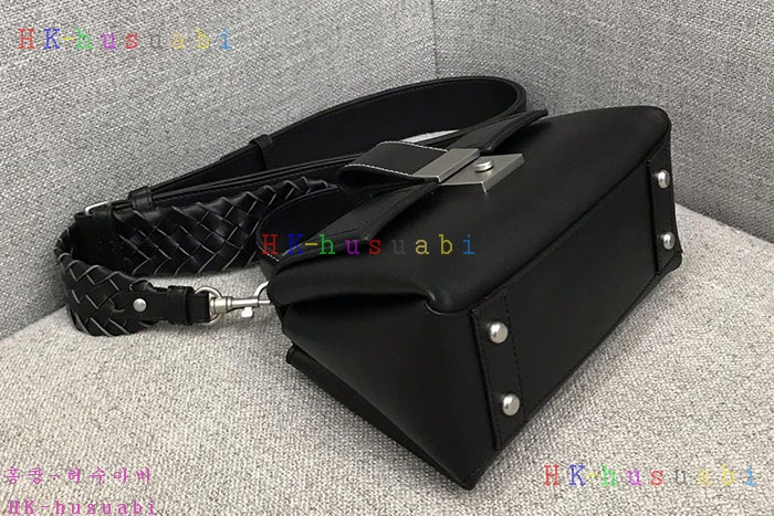 ★미러급★  보테가베네타 미니 피아짜백 BV 567208