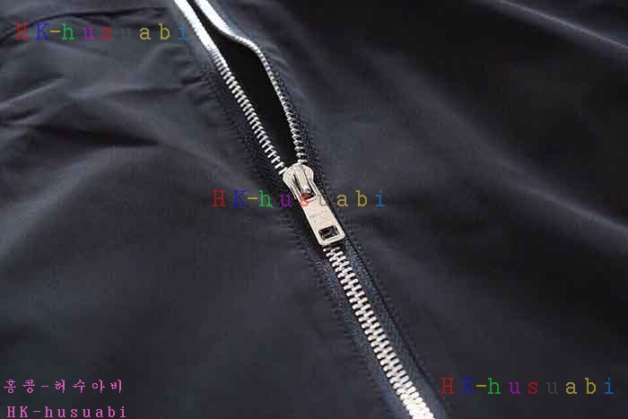 NEW 프라다 바람막이 신상 P 4714466