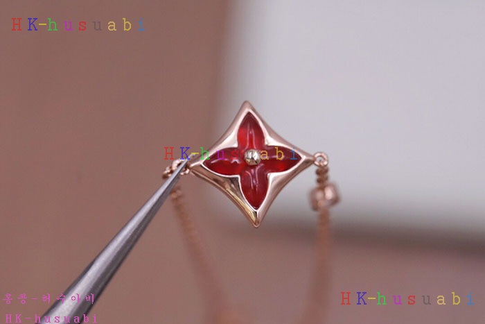 NEW 루이비통 팔찌 신상 LV 0024230