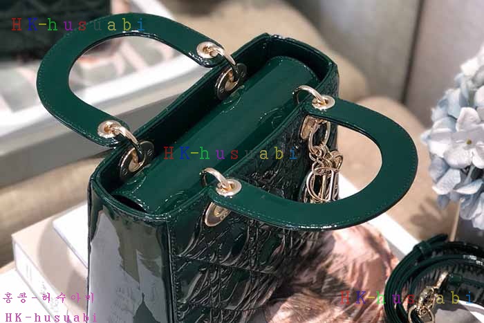 ★미러급★ 디올 레이디백 DR 953323