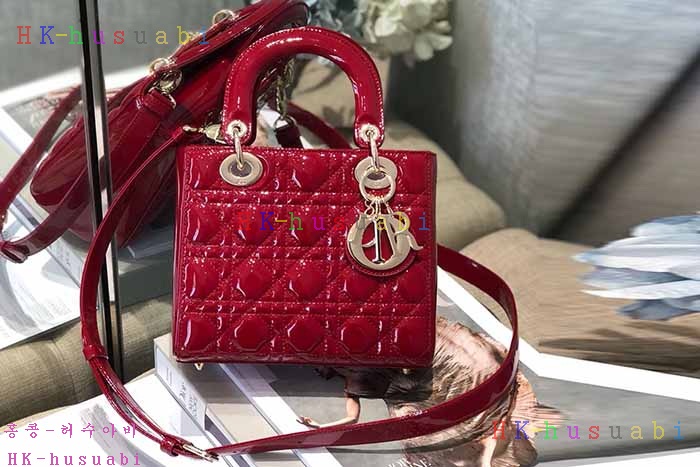 ★미러급★ 디올 레이디백 DR 953324