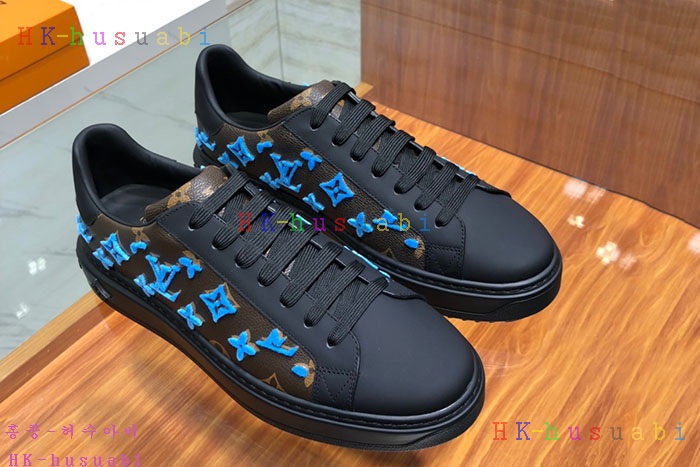 NEW 루이비통 신발 신상 LV 4572235