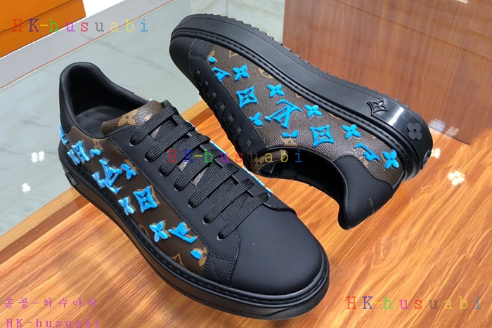 NEW 루이비통 신발 신상 LV 4572235