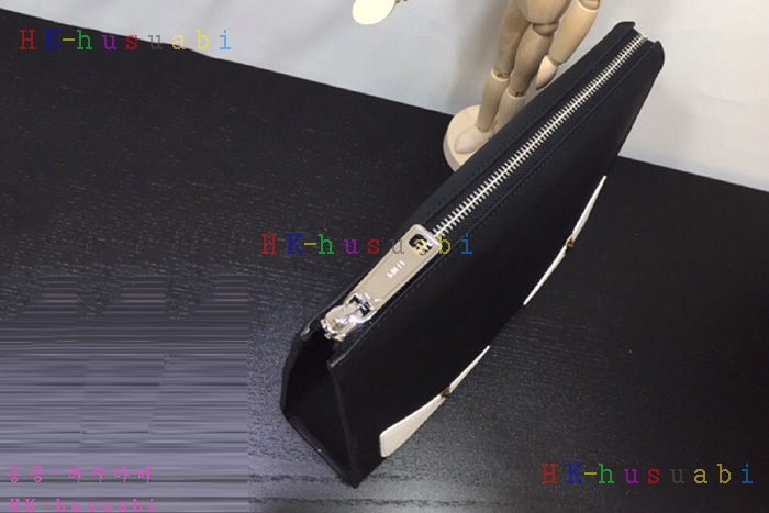 ★미러급★ 펜디 클러치백  FD 124335