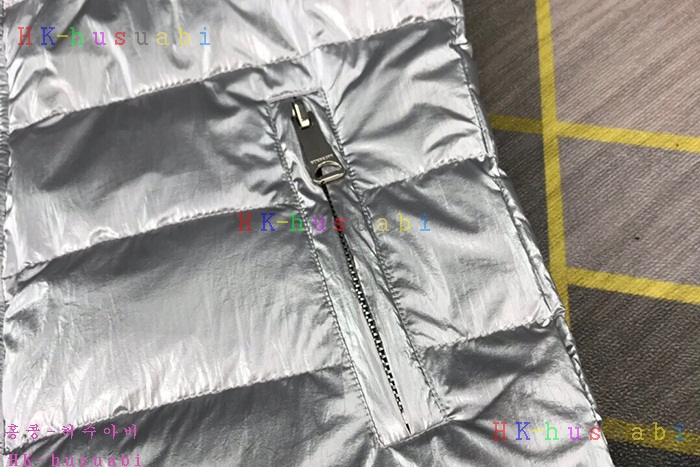 NEW 버버리 패딩조끼 신상  B 54215126