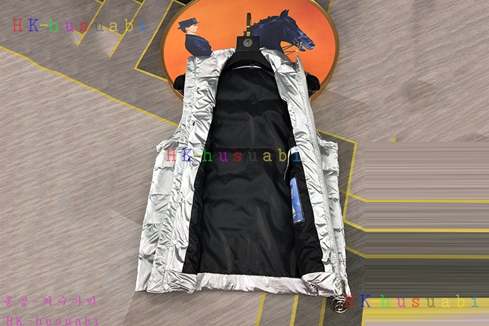 NEW 버버리 패딩조끼 신상  B 54215126