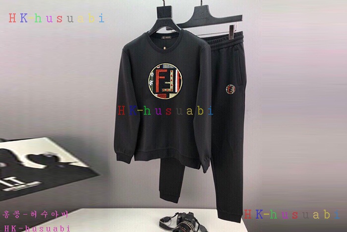 NEW 펜디 상하의 셋트 FD 6472250