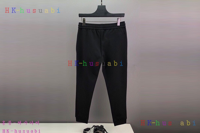 NEW 펜디 상하의 셋트 FD 6472250