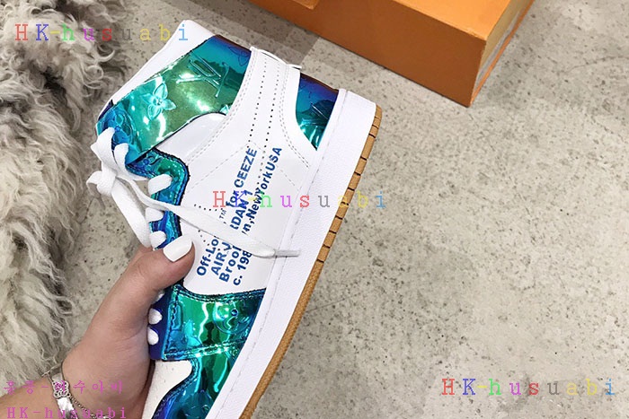 NEW 루이비통 신발 신상 LV 4582251