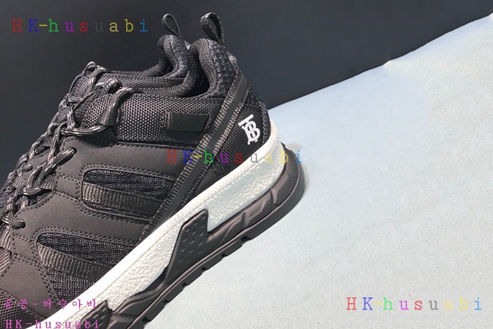 NEW 버버리 신발 신상 B 8544425