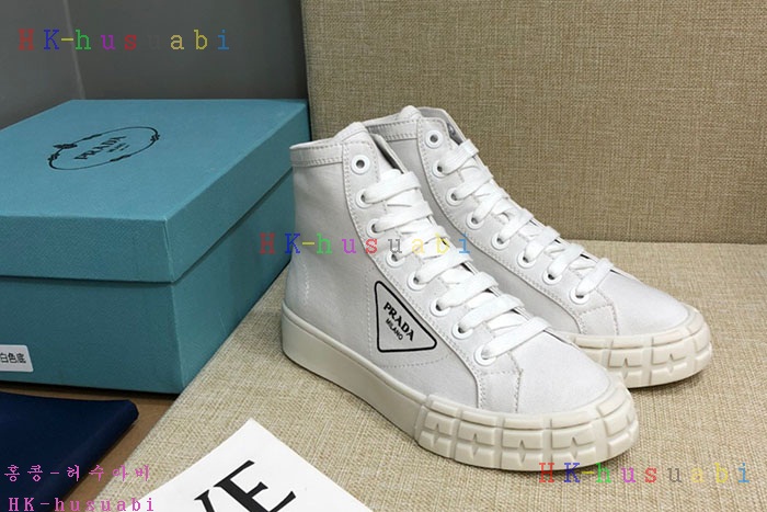 NEW 프라다 신발 신상 P 679955