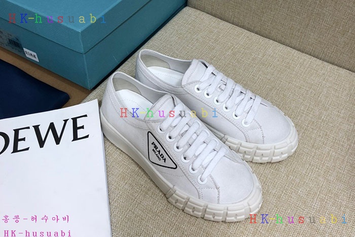 NEW 프라다 신발 신상 P 679955