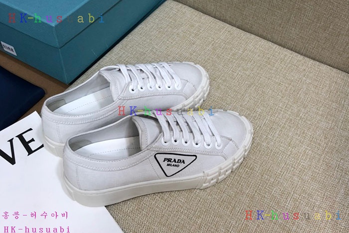 NEW 프라다 신발 신상 P 679955