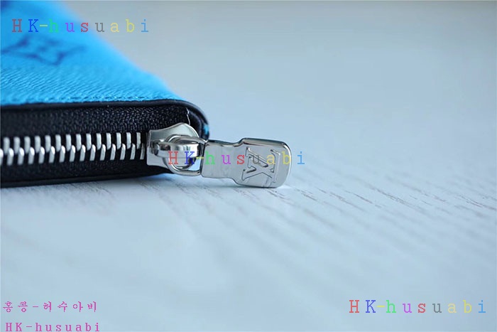 ★미러급★ 루이비통 디스커버리 포쉐트 클러치 M44323