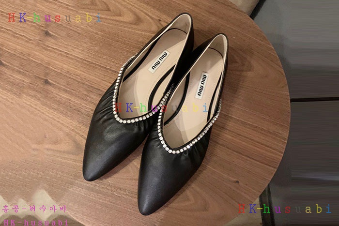 NEW 미우미우 신발 신상 M 9254449