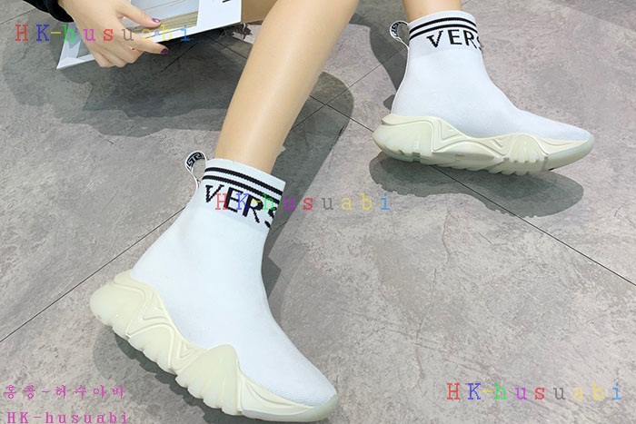NEW 베르사체 남여공용 신발 V 642889