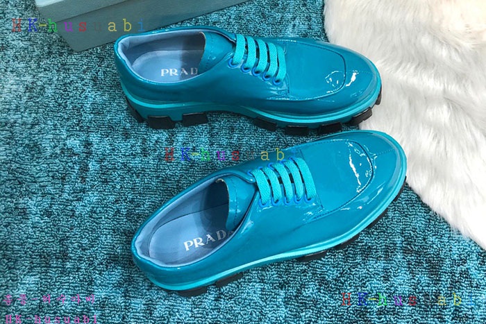 NEW 프라다 여성용 신발 P375553