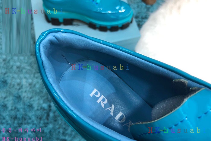 NEW 프라다 여성용 신발 P375553