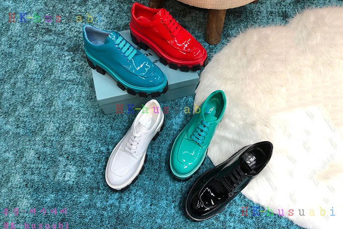 NEW 프라다 여성용 신발 P375553