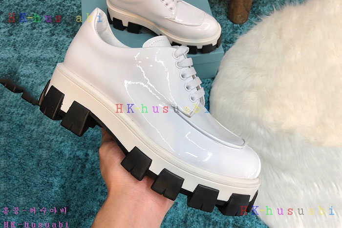 NEW 프라다 여성용 신발 P375552