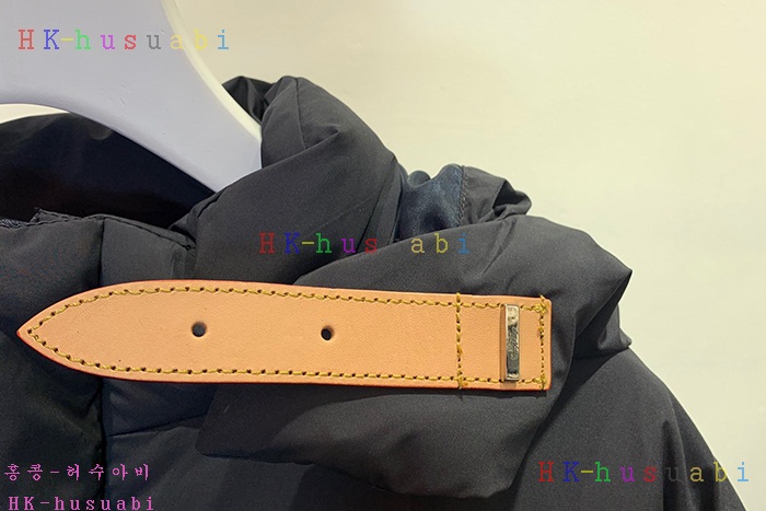 NEW 루이비통 패딩 신상 LV 473326
