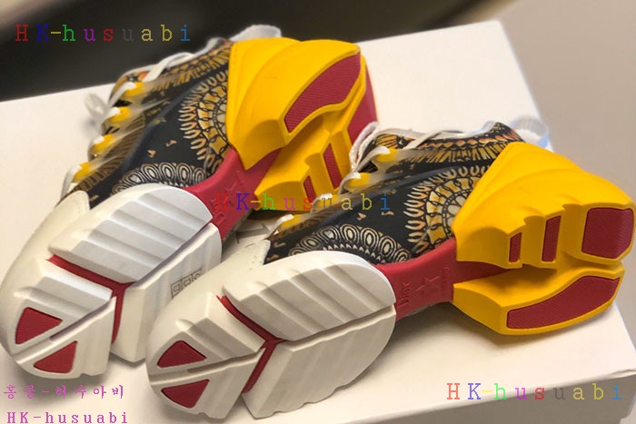NEW 디올 신발 신상 DR 8854447