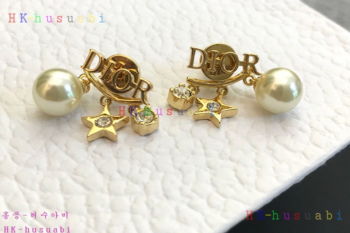 NEW 디올 귀걸이 신상 D 388883