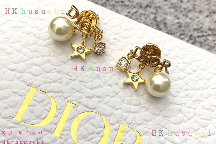 NEW 디올 귀걸이 신상 D 388883